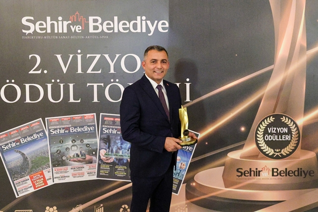 MANAVGAT BELEDİYE BAŞKANI DR. NİYAZİ NEFİ KARA’YA “SÜRDÜRÜLEBİLİR ÇEVRE” ÖDÜLÜ