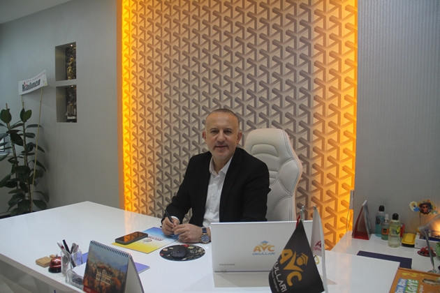 Geleceğimizi Eğitimin Işığıyla Aydınlatıyoruz.