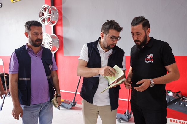 SELÇUKLU’DA SANAYİ ESNAFI ATIK YÖNETİMİ KONUSUNDA BİLGİLENDİRİLİYOR