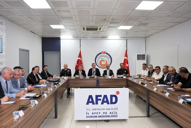 BAŞKAN YILDIRIM, TURİZM GÜVENLİĞİ TOPLANTISINA KATILDI