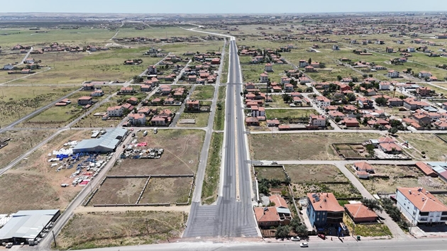 25 METRELİK YENİ BULVAR YOLUNDA ASFALTLAMA ÇALIŞMALARINA BAŞLANILDI