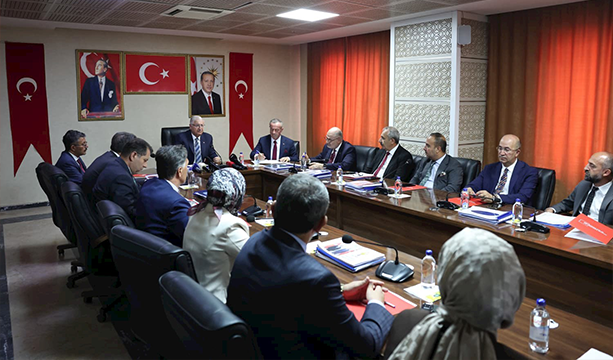 Millî Savunma Bakanı Yaşar Güler, Hakkâri’de Gerçekleştirilen Toplantıda Konuştu