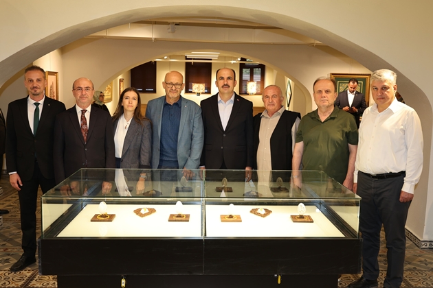 KONYA BÜYÜKŞEHİR’İN “NARİNDEN NAZENİNE; SANATIN ZARAFETİ” SERGİSİ SANATSEVERLERİ BEKLİYOR