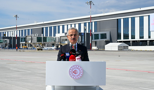 AĞUSTOS AYINDA HER 2 YOLCUDAN BİRİ İSTANBUL’DAKİ HAVALİMANLARINI KULLANDI