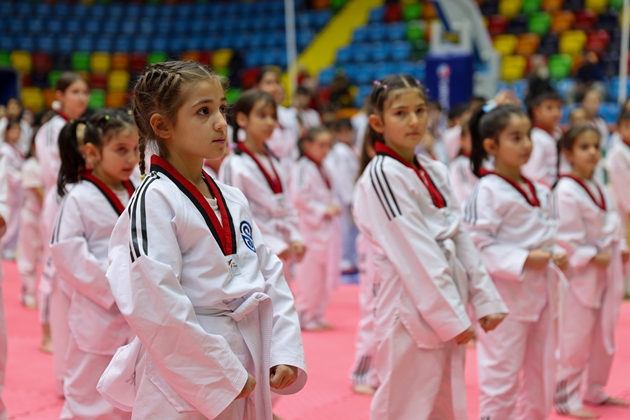 SPORUN MERKEZİ SELÇUKLU’DA KUŞAK SINAVI COŞKUSU YAŞANDI