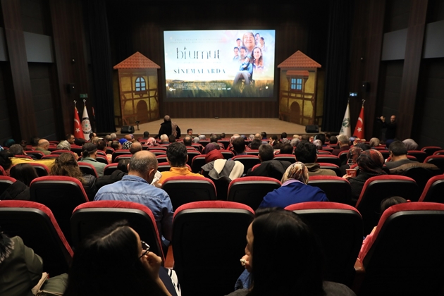 KARATAY BELEDİYESİ’NDEN ÖĞRETMENLER GÜNÜNE ÖZEL FİLM GÖSTERİMİ