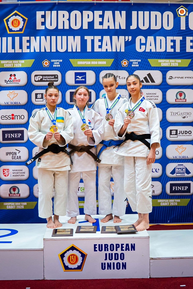 KONYA BÜYÜKŞEHİR BELEDİYESPORLU HAVVA SENA’DAN 1 AYDA 2 MADALYA