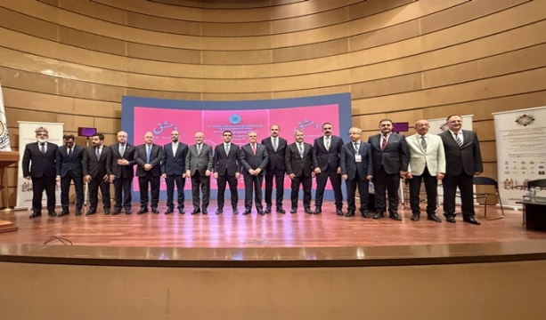 BAŞKAN ALTAY ŞAM’DA DÜZENLENEN 10. ULUSLARARASI DİNİ ARAŞTIRMALAR VE İNSAN SEMPOZYUMU’NDA KONUŞTU: “İNŞALLAH SEMPOZYUMUN 11.SİNİ GAZZE’DE, 12.SİNİ DE KUDÜS’TE YAPMAYI RABBİM BİZE GÖSTERSİN”