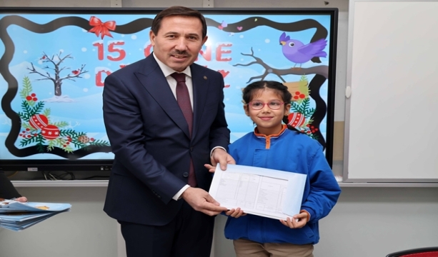 HASAN KILCA ÖĞRENCİLERİN KARNE HEYECANINA ORTAK OLDU